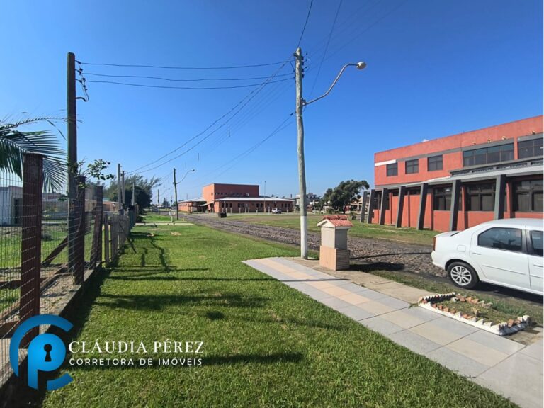 WhatsApp Image 2025-04-18 at 10.40.53 (1)