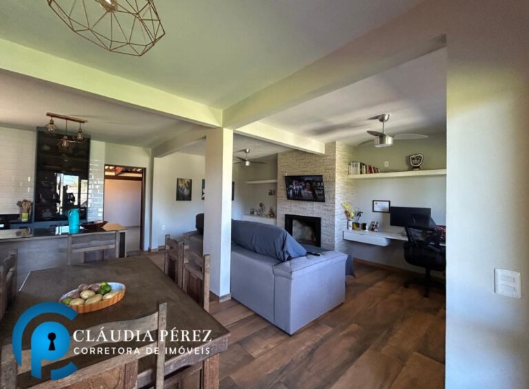 WhatsApp Image 2025-11-11 at 15.45.05 (1)