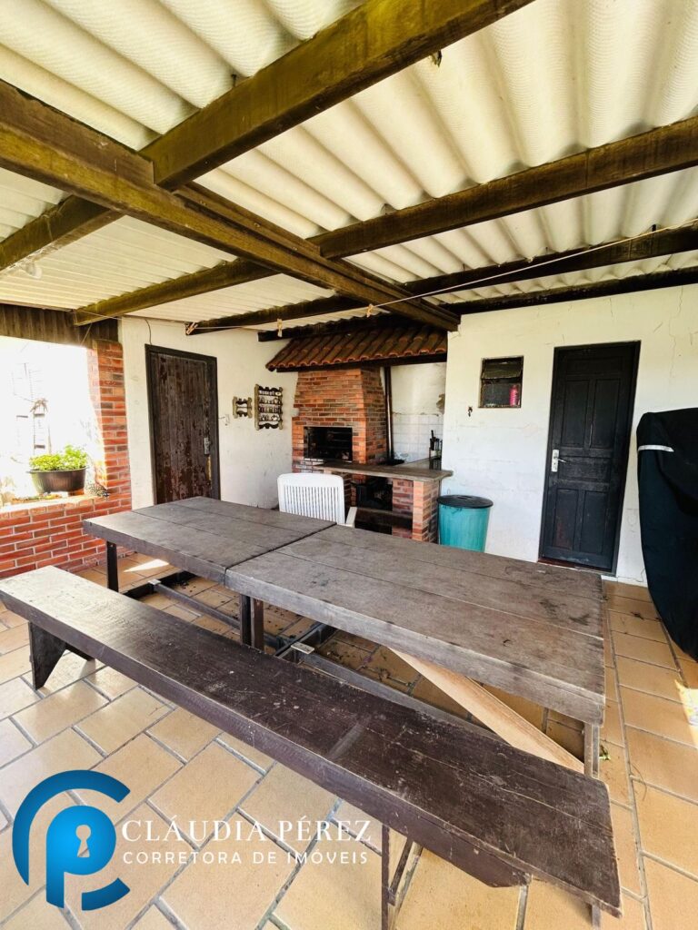 90a8dd9c-a4e7-4146-b989-46a22a47052f